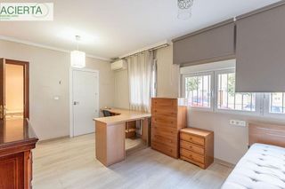 Casa adosada en venta en Pajaritos - Plaza de Toros en Granada