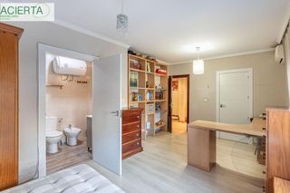 Casa adosada en venta en Pajaritos - Plaza de Toros en Granada