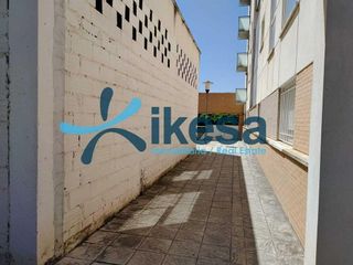 Local comercial en venta en Avda. Elvas en Badajoz