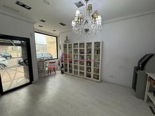 Local comercial en venta en Fuentecillas - Universidades en Burgos