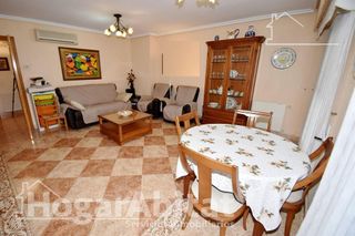 Casa adosada en venta en Cariñena - Carinyena en Villarreal