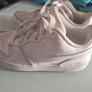 Scarpe Nike ragazzo taglia 36.5