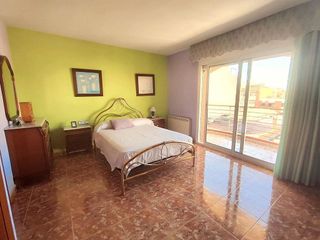 Casa adosada en venta en Santa Maria-Eixample-Sud Sumella en Cubelles