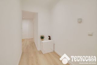 Piso en venta en Sants-Badal en Barcelona