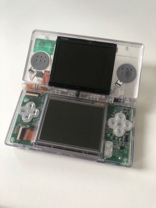 Cambio de carcasa Nintendo DS Lite