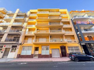 Piso en venta en Playa del Cura en Torrevieja