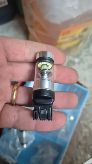 Lampadine LED T20 Opel Mokka