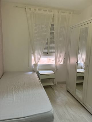 Alquilo habitación en piso compartido