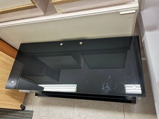 Mesa TV Cristal Negra y Plata