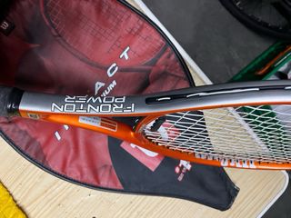 Raqueta Wilson Impact Titanium Frontenis
