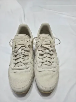 Zapatillas Nike Internationalist Beige Nuevas