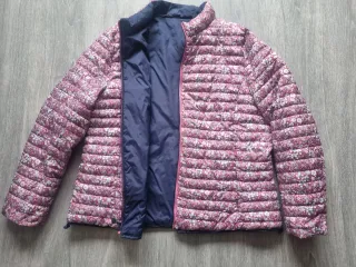 Chaqueta reversible floral