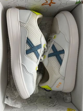 Zapatillas Munich Talla 33 Nuevas