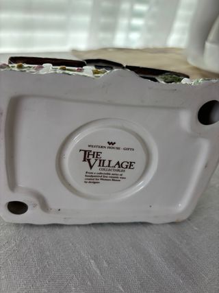 Candelero de cerámica estilo casita