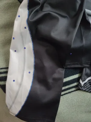 Conjunto com designer em pedraria