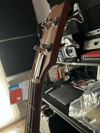 Bajo Electroacústico Olympia by Tacoma OB3CE