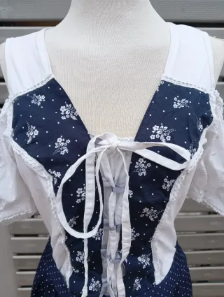 Conjunto Dirndl Blusa y Delantal