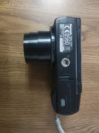 Fotocamera digitale Casio EXILIM e Panasonic LUMIX