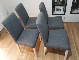 Mesa Comedor y 4 Sillas Comedor