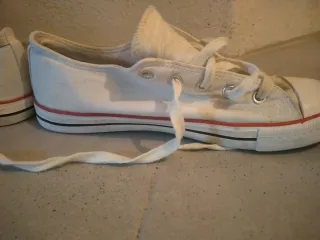 Tenis Blancos Carrefour Talla 38