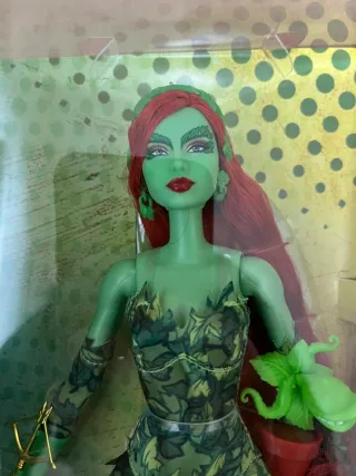 Barbie Signature Poison Ivy Bambola