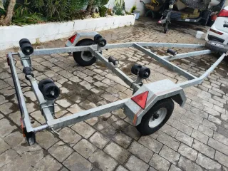 Remolque náutico 4m