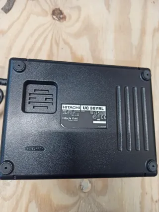 Cargador Baterías Hitachi UC36YRL