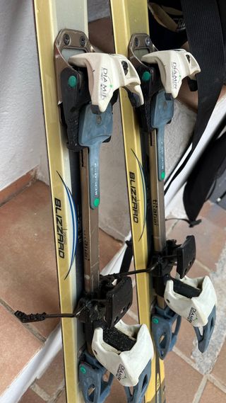 Equipo completo esquí travesía