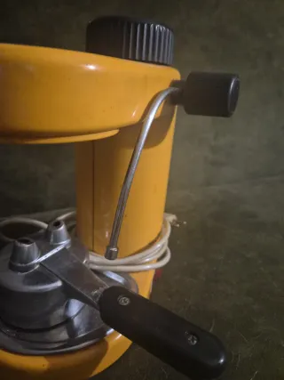 Cafetera Vintage Amarilla Magefesa