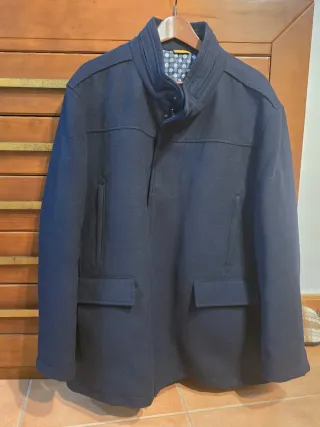 Cazadora 3/4 azul con forro estampado