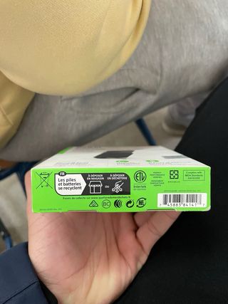 Belkin BoostCharge Power Bank 5K + Stand