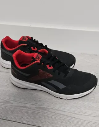 Zapatillas Reebok Negras y Rojas