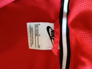 Chaqueta Nike niño roja y morada