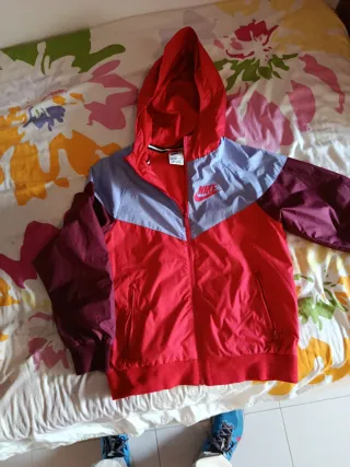 Chaqueta Nike niño roja y morada