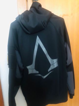 Sudadera Assassin's Creed Negra y Gris