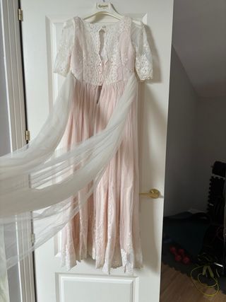 Vestido Comunión Rosa y Blanco.