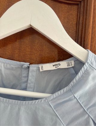 Blusa Zara azul claro manga abullonada