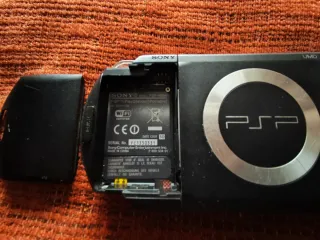 Consola Sony PSP-1004 Negra