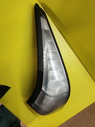 PILOTO TRASERO IZQUIERDO SAAB 93 SW AERO