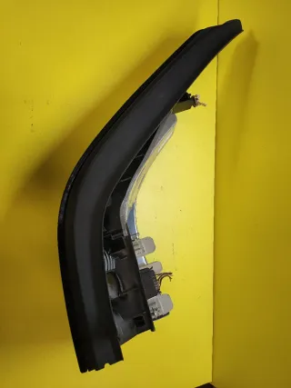 PILOTO TRASERO IZQUIERDO SAAB 93 SW AERO