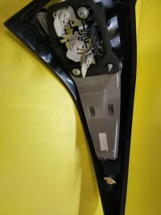 PILOTO TRASERO IZQUIERDO SAAB 93 SW AERO