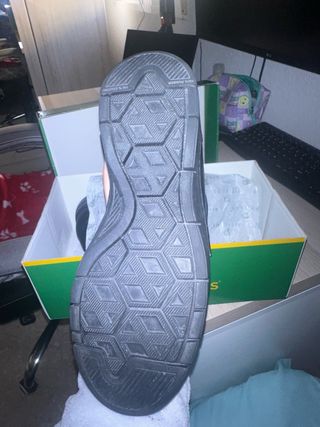 Zapatos Negros Talla 40 Se aceptan ofertas