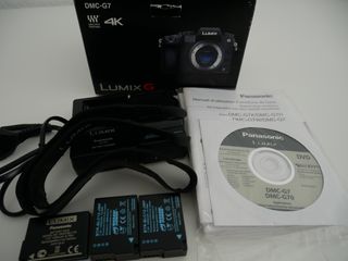 Cámara Panasonic Lumix G7. Sin objetivo.