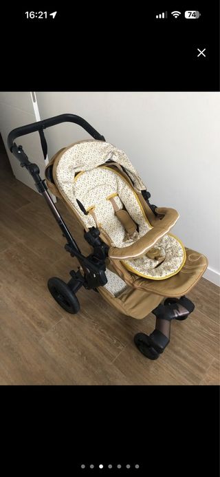Carrito de bebé color Camel marca Concord.
