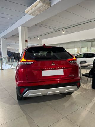 **OFERTA** ECLIPSE CROSS PHEV Kaiteki AWD