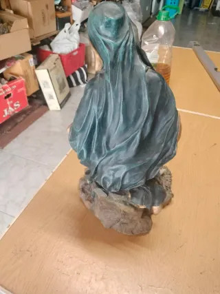 Virgen grande de pasta