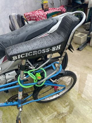 Bicicleta azul