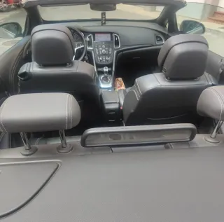 Opel Cabrio 2014