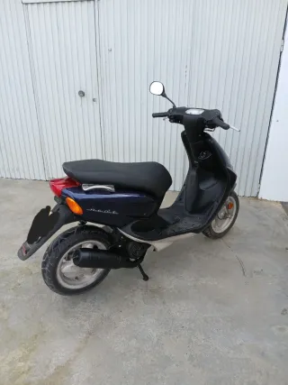Yamaha Neos 50cc Scooter