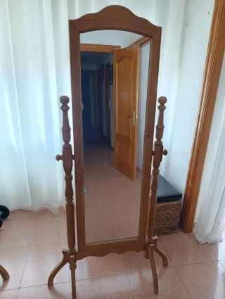 Espejo de pie madera maciza